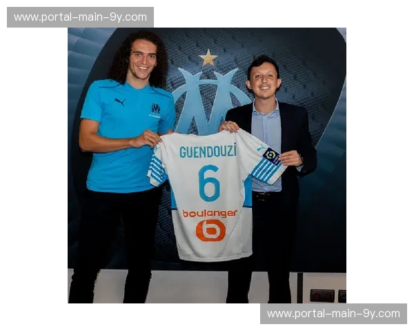 马赛官宣签下尼日利亚中场楚克乌-恩纳迪,转会费600万欧元 马赛官宣签下尼日利亚中场楚克乌-恩纳迪,转会费600万欧元